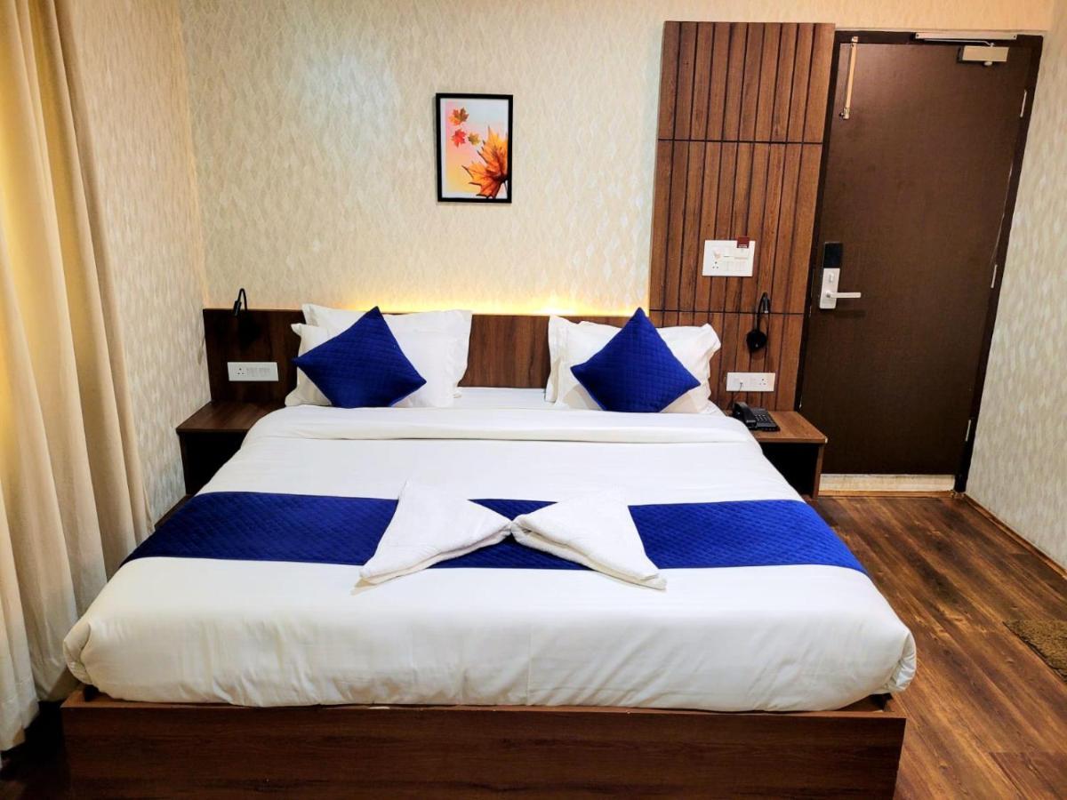 Hotel Royal Plaza Srīnagar Eksteriør bilde